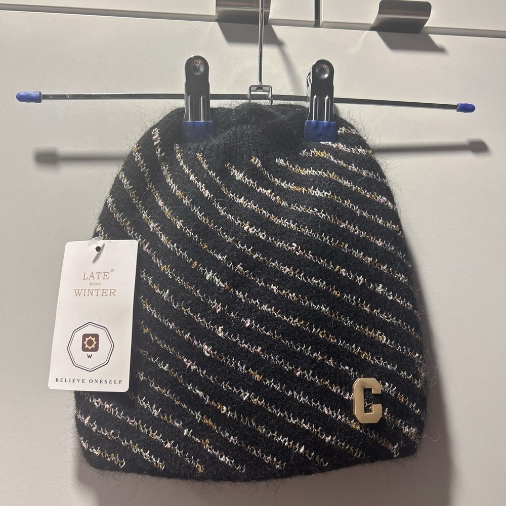 Black and Gold Women's wool Hat